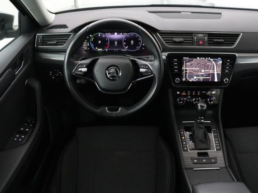 Skoda Superb 1.4 TSI iV Business Edition Plus | SOH 90,1% | Trekhaak | Stoelverwarming | Adaptive cruise | Car... ActivLease financial lease