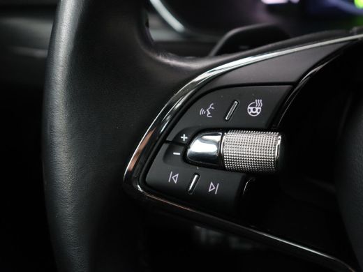 Skoda Superb 1.4 TSI iV Business Edition Plus | SOH 90,1% | Trekhaak | Stoelverwarming | Adaptive cruise | Car... ActivLease financial lease