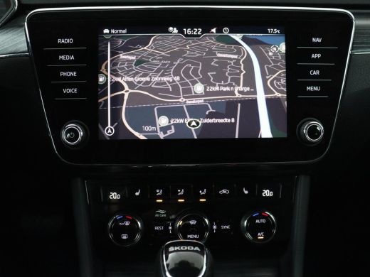 Skoda Superb 1.4 TSI iV Business Edition Plus | SOH 90,1% | Trekhaak | Stoelverwarming | Adaptive cruise | Car... ActivLease financial lease