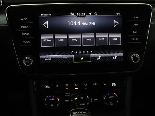 Skoda Superb 1.4 TSI iV Business Edition Plus | SOH 90,1% | Trekhaak | Stoelverwarming | Adaptive cruise | Car... ActivLease financial lease