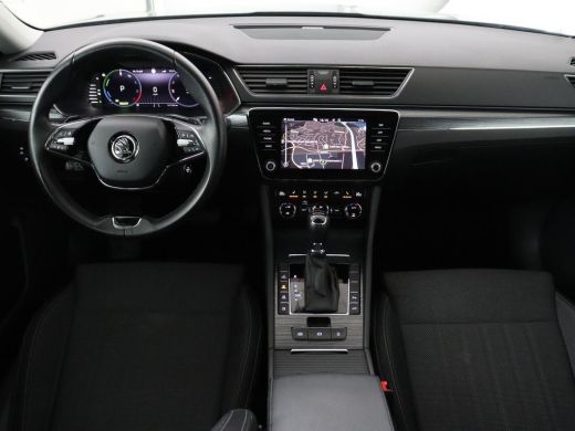 Skoda Superb 1.4 TSI iV Business Edition Plus | SOH 90,1% | Trekhaak | Stoelverwarming | Adaptive cruise | Car... ActivLease financial lease