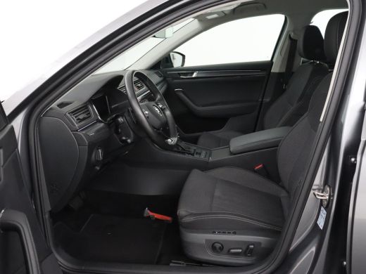 Skoda Superb 1.4 TSI iV Business Edition Plus | SOH 90,1% | Trekhaak | Stoelverwarming | Adaptive cruise | Car... ActivLease financial lease