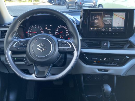 Suzuki Swift 1.2 Select Smart Hybrid Automaat | GEEN AFLEVERKOSTEN | Apple Carplay & Android Auto | Parkeersen... ActivLease financial lease