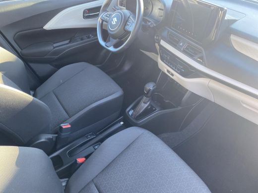 Suzuki Swift 1.2 Select Smart Hybrid Automaat | GEEN AFLEVERKOSTEN | Apple Carplay & Android Auto | Parkeersen... ActivLease financial lease