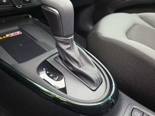 Toyota Aygo Hybrid 115 envy + Lounge Pack | Nieuwe auto | Direct uit voorraad leverbaar | ActivLease financial lease