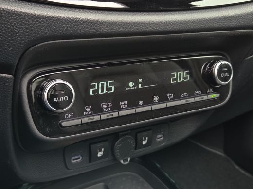 Toyota Aygo Hybrid 115 envy + Lounge Pack | Nieuwe auto | Direct uit voorraad leverbaar | ActivLease financial lease