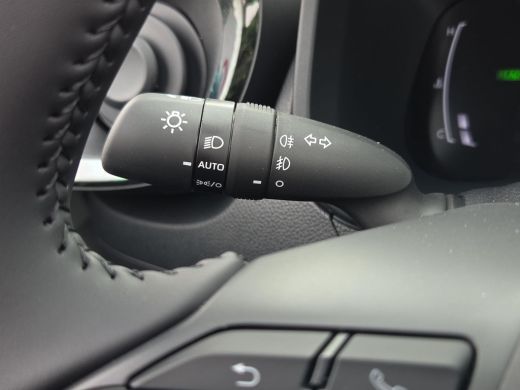 Toyota Aygo Hybrid 115 envy + Lounge Pack | Nieuwe auto | Direct uit voorraad leverbaar | ActivLease financial lease