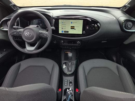 Toyota Aygo Hybrid 115 envy + Lounge Pack | Nieuwe auto | Direct uit voorraad leverbaar | ActivLease financial lease