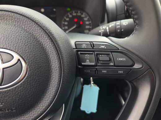 Toyota Yaris 1.5 Hybrid 115 Active | Nieuwe auto | Direct uit voorraad leverbaar | Voorraadvoordeel | ActivLease financial lease