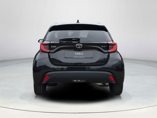 Toyota Yaris 1.5 Hybrid 115 Dynamic | Nieuwe auto | Direct uit voorraad leverbaar | Voorraadvoordeel | ActivLease financial lease