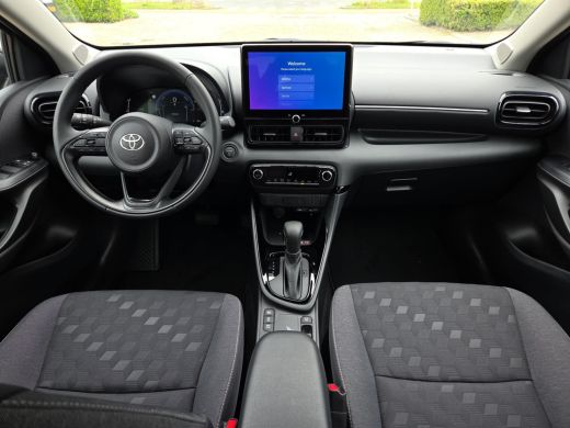 Toyota Yaris 1.5 Hybrid 115 Dynamic | Nieuwe auto | Direct uit voorraad leverbaar | Voorraadvoordeel | ActivLease financial lease