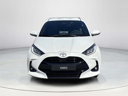 Toyota Yaris 1.5 Hybrid 130 Executive **PLATINUM PEARL WHITE/ NIEUWE AUTO/ DIRECT LEVERBAAR** ActivLease financial lease