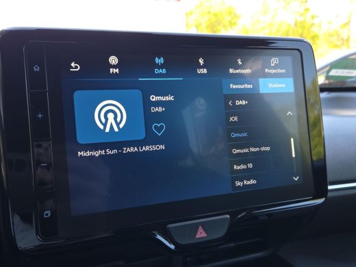 Toyota Yaris Cross 1.5 Hybrid Dynamic Comfort Pack | Parkeersensoren | Blindspot | Stoelverwarming | Rijklaar incl. ... ActivLease financial lease