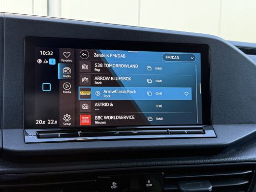 Volkswagen Caddy 2.0 TDI 102 PK / L2H1 / 1e EIG. / INRICHTING / TREKHAAK / CARPLAY / NAVI / ECC / CRUISE ActivLease financial lease