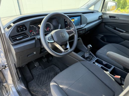 Volkswagen Caddy 2.0 TDI 102 PK / L2H1 / 1e EIG. / INRICHTING / TREKHAAK / CARPLAY / NAVI / ECC / CRUISE ActivLease financial lease