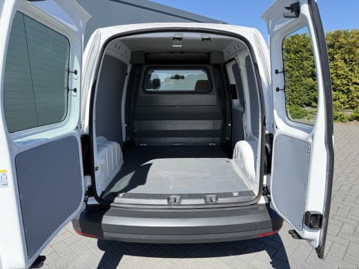 Volkswagen Caddy 2.0 TDI / L1H1 / 1e EIGENAAR / AIRCO / CRUISE / PDC / BLUETOOTH ActivLease financial lease