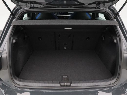 Volkswagen Golf 1.4 eHybrid 245 Pk Automaat GTE | Adaptive Cruise | Parkeersensoren | Carplay | Climatronic | Nav... ActivLease financial lease