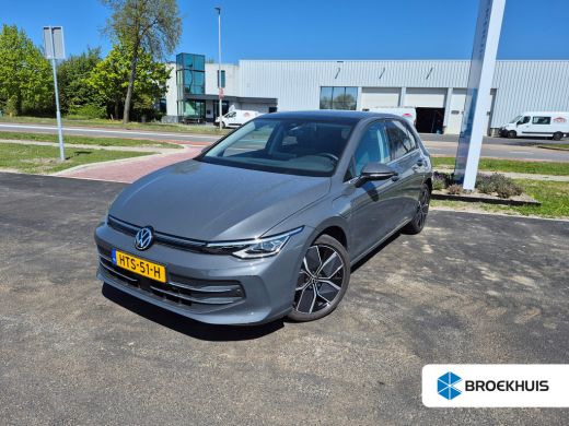 Volkswagen Golf 1.5 eHybrid Style Edition204PK | Glazen panorama-dak | Achteruitrijcamera | Dode hoek detectie | ...