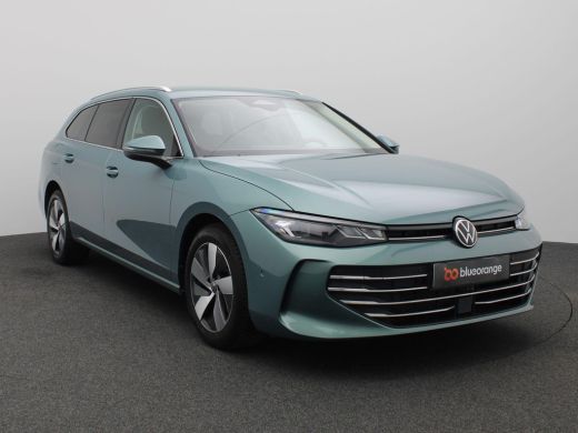 Volkswagen Passat Variant 1.5 eHybrid Business 204PK DSG Trekhaak, Achteruitrijcamera, Head-Up Display, Side Assist... ActivLease financial lease