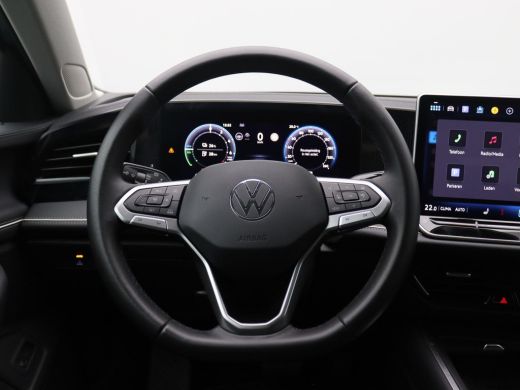 Volkswagen Passat Variant 1.5 eHybrid Business 204PK DSG Trekhaak, Achteruitrijcamera, Head-Up Display, Side Assist... ActivLease financial lease