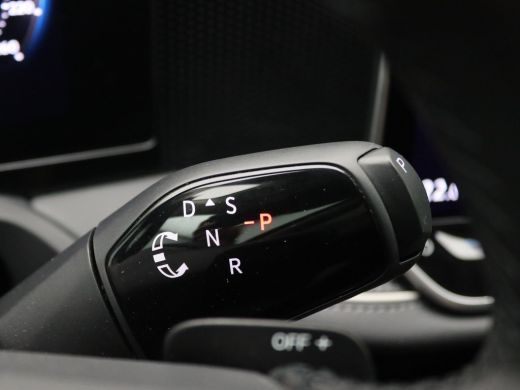 Volkswagen Passat Variant 1.5 eHybrid Business 204PK DSG Trekhaak, Achteruitrijcamera, Head-Up Display, Side Assist... ActivLease financial lease