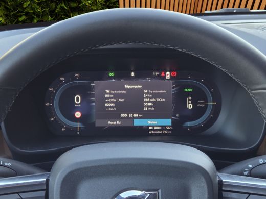 Volvo  EX40 Single Motor Extended Range Ultra 82 kWh | Trekhaak | 360 Camera | Panoramadak | Harman/Kardon | ... ActivLease financial lease