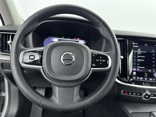 Volvo  S60 2.0 B4 Plus Dark | PDC V+A en Camera | Adaptive Cruiscontrol | Stoel + Stuurverwarming | Apple Ca... ActivLease financial lease