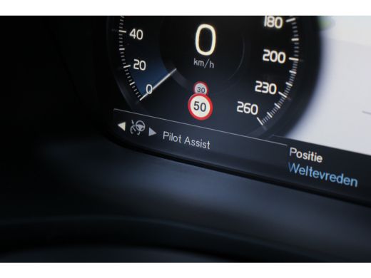Volvo  S60 2.0 T4 R-Design | NL-AUTO! | PANODAK | ELEKTR. STOEL INCL. MEMORY | ELEKTR. TREKHAAK | STOELVERWA... ActivLease financial lease