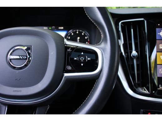 Volvo  S60 2.0 T4 R-Design | NL-AUTO! | PANODAK | ELEKTR. STOEL INCL. MEMORY | ELEKTR. TREKHAAK | STOELVERWA... ActivLease financial lease