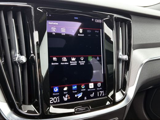 Volvo  V60 T8 Hybride SOH 94% AWD R-Design / Panoramadak / Leder / Navigatie / Adap. Cruise / Pdc.V+A / Stuu... ActivLease financial lease
