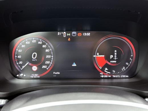 Volvo  V60 T8 Hybride SOH 94% AWD R-Design / Panoramadak / Leder / Navigatie / Adap. Cruise / Pdc.V+A / Stuu... ActivLease financial lease