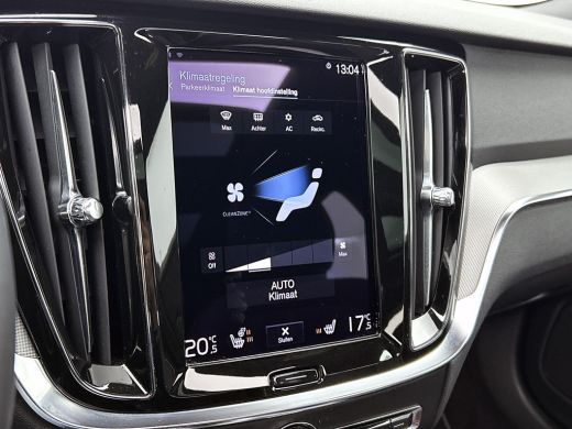Volvo  V60 T8 Hybride SOH 94% AWD R-Design / Panoramadak / Leder / Navigatie / Adap. Cruise / Pdc.V+A / Stuu... ActivLease financial lease