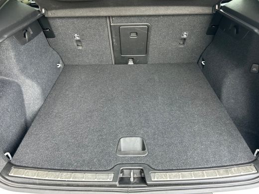 Volvo  XC40 1.5 T4 Plug-in hybrid Ultimate Bright | Pano | Harman/Kardon | Camera | Memory | Stoel & stuurver... ActivLease financial lease