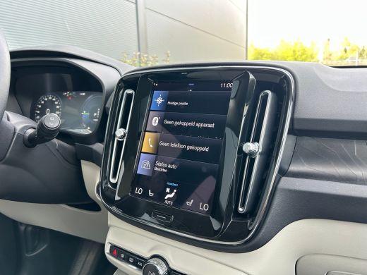 Volvo  XC40 1.5 T4 Plug-in hybrid Ultimate Bright | Pano | Harman/Kardon | Camera | Memory | Stoel & stuurver... ActivLease financial lease