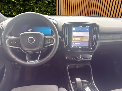 Volvo  XC40 Single Motor Extended Range Ultimate 82 kWh | Panoramadak | 360 Camera | Harman/Kardon | Pilot As... ActivLease financial lease