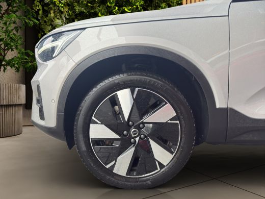 Volvo  XC40 Single Motor Extended Range Ultimate 82 kWh | Panoramadak | 360 Camera | Harman/Kardon | Pilot As... ActivLease financial lease