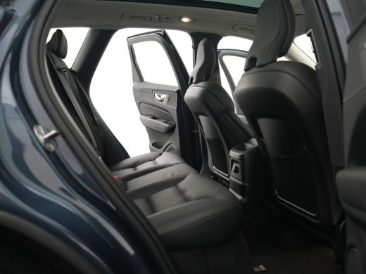 Volvo  XC60 T6 Plug-in hybrid AWD Plus Dark | 360&deg; Camera | Pano | BLIS | Trekhaak | Adaptive Cruise | Leder ActivLease financial lease