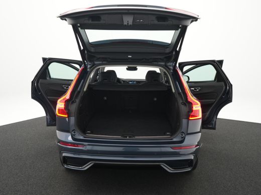 Volvo  XC60 T6 Plug-in hybrid AWD Plus Dark | 360&deg; Camera | Pano | BLIS | Trekhaak | Adaptive Cruise | Leder ActivLease financial lease