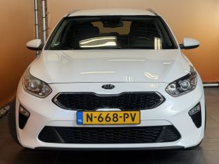 Kia Ceed Sportswagon 1.5 T-GDi MHEV DynamicLine carplay navi | cruise control | camera