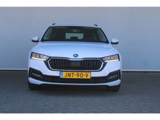 Skoda Octavia Combi 1.4 TSI iV PHEV Business Edition | Stoelverwarming | LED-verlichting | Navigatiesysteem | P...