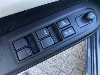 Suzuki Swift 1.2 Select Smart Hybrid Automaat | GEEN AFLEVERKOSTEN | Apple Carplay & Android Auto | Parkeersen...