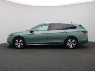 Volkswagen Passat Variant 1.5 eHybrid Business 204PK DSG Trekhaak, Achteruitrijcamera, Head-Up Display, Side Assist...