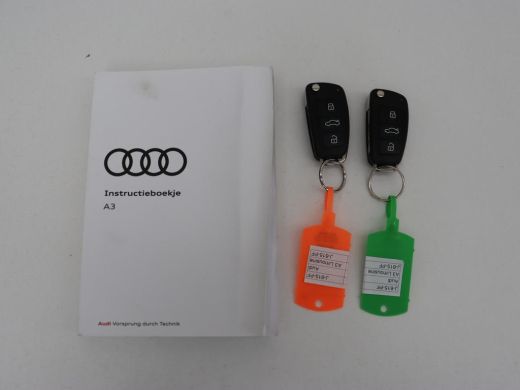 Audi A3 30 TFSI Pro Line | Bi-Xenon | DAB | Navigatie | Cruise control | Bluetooth | Airco | Cruise contr... ActivLease financial lease
