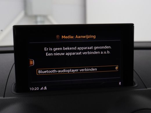 Audi A3 30 TFSI Pro Line | Bi-Xenon | DAB | Navigatie | Cruise control | Bluetooth | Airco | Cruise contr... ActivLease financial lease