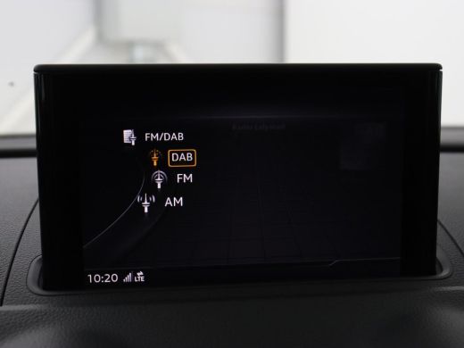 Audi A3 30 TFSI Pro Line | Bi-Xenon | DAB | Navigatie | Cruise control | Bluetooth | Airco | Cruise contr... ActivLease financial lease