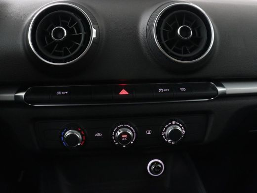 Audi A3 30 TFSI Pro Line | Bi-Xenon | DAB | Navigatie | Cruise control | Bluetooth | Airco | Cruise contr... ActivLease financial lease