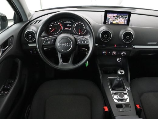 Audi A3 30 TFSI Pro Line | Bi-Xenon | DAB | Navigatie | Cruise control | Bluetooth | Airco | Cruise contr... ActivLease financial lease
