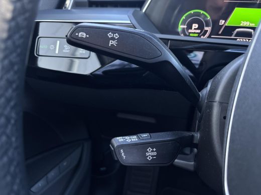 Audi e-tron 55 quattro Business edition 95 kWh | GEEN AFLEVERKOSTEN | SOH 92,6% | Navigatiesysteem | Electris... ActivLease financial lease