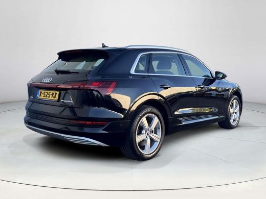 Audi e-tron 55 quattro Business edition 95 kWh | GEEN AFLEVERKOSTEN | SOH 92,6% | Navigatiesysteem | Electris... ActivLease financial lease