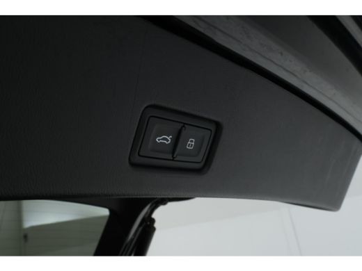 Audi Q4 Sportback e-tron 40 S edition 77 kWh Volleder, Navigatie, Digital Dash! ActivLease financial lease